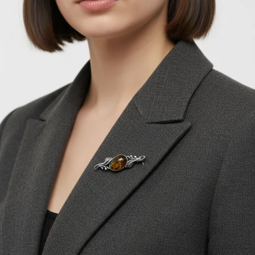 Srebrna Broszka "Secesyjne Liście" – Owalny Bursztyn Koniakowy (Srebro 925)